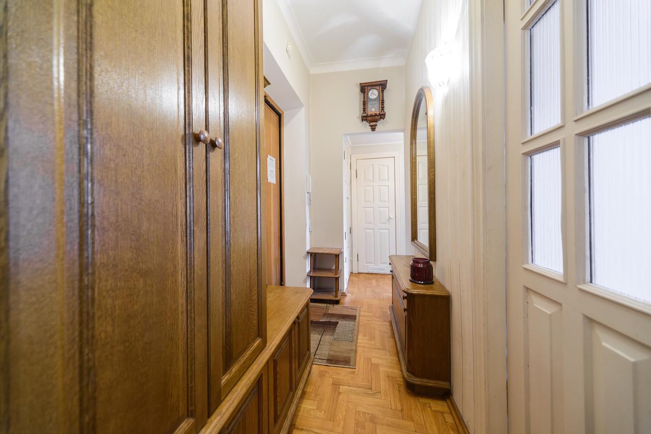 Apartment Near Olympic Stadium Kijev Kültér fotó