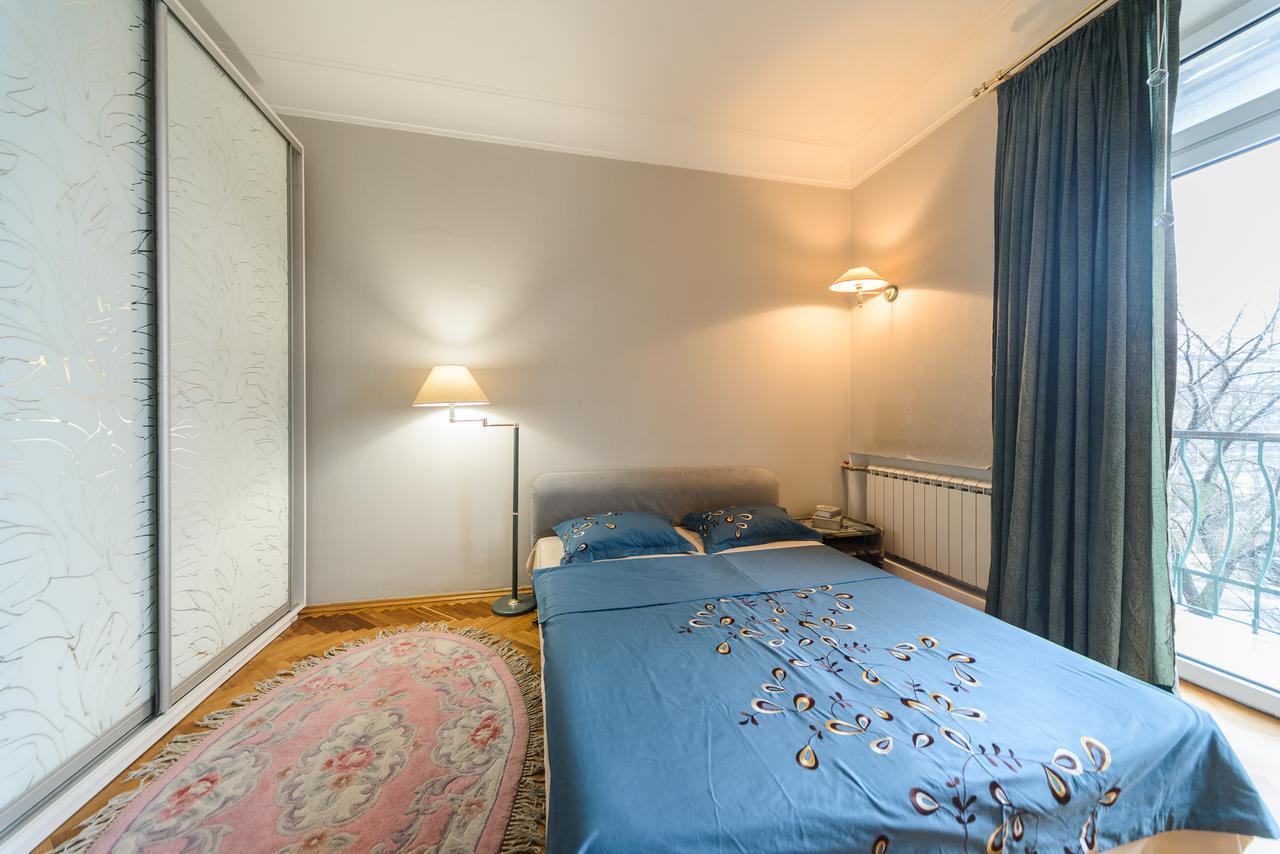Apartment Near Olympic Stadium Kijev Kültér fotó